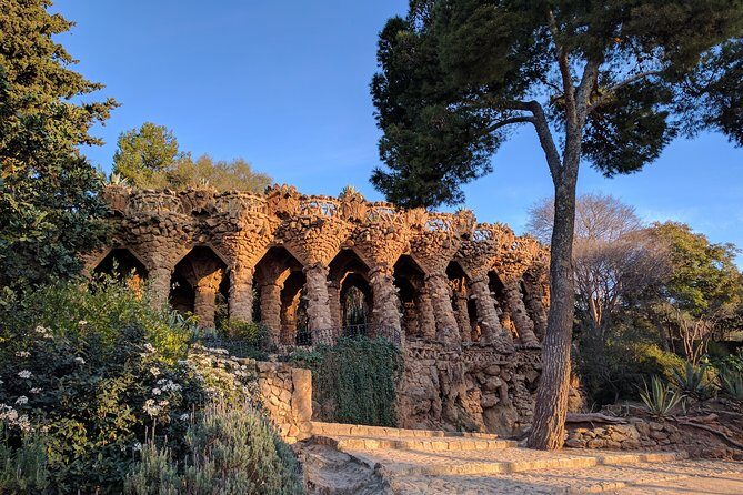 Park Guell and Sagrada Familia, Gaudí's Masterpieces Private Tour - Why the Guides Make or Break Gaudí (and This Tour Seems to Get It)