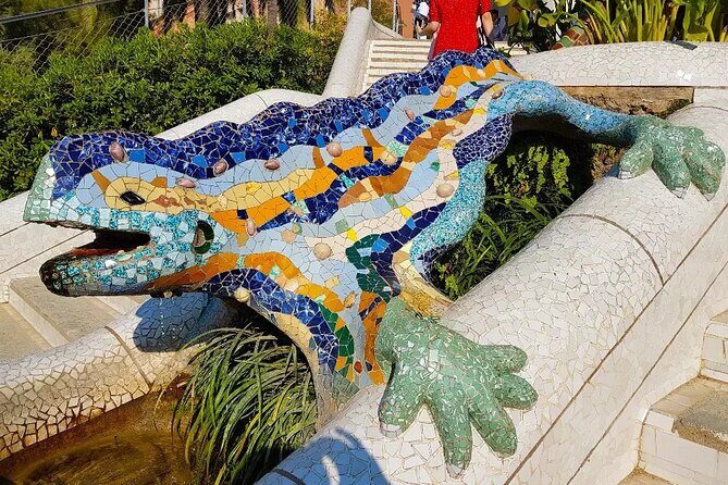 Park Güell Guided Tour in Barcelona - Rosary Path: beads, shade, and a Roman road under your feet