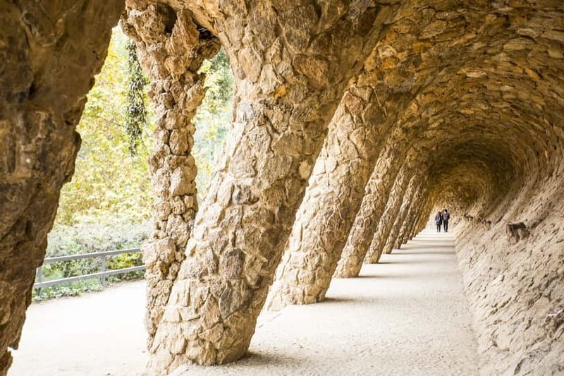 Park Güell: Guided Tour with Optional Gaudí Experience Entry - Main terrace views: when Barcelona finally hits