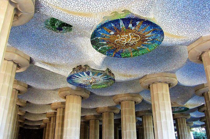 Park Guell Guided Tour with Skip the Line Ticket - Guides and headsets: hearing the story without missing the view