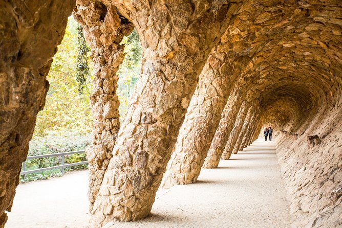 Park Guell Guided Tour with Skip the Line Ticket - Gaudí House Museum stop: great context, separate ticket for inside
