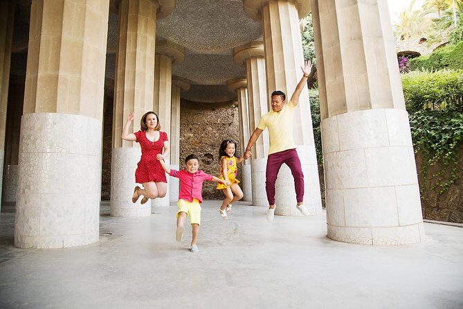 Park Guell Private Photoshoot with Skip the Line Ticket - How the 1.5-Hour Plan Feels in Real Life