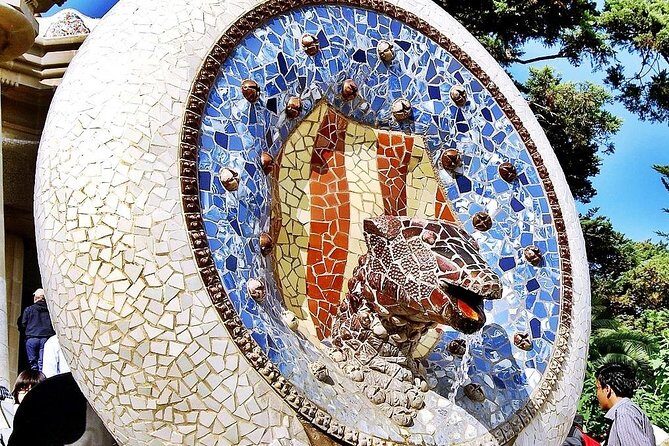 Park Güell with Skip the line tickets and Hotel Pickup - Hotel pickup that saves you from Park Güell entrance chaos