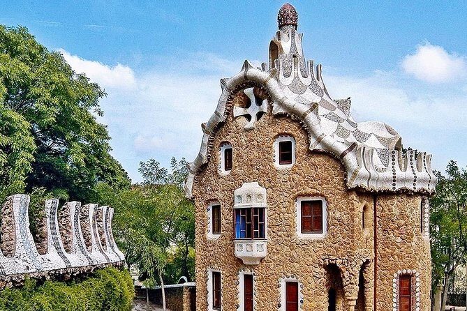 Park Güell with Skip the line tickets and Hotel Pickup - Should you book this Park Güell skip-the-line with hotel pickup?