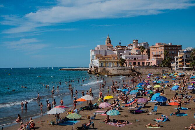 Photo Walking Tour Sitges Experience Beaches and Town - La Sirena de Sitges at the Water Front: Street-Level Icon, Quick Photo Wins