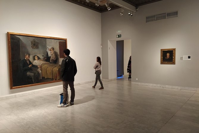 Picasso Museum private tour and walk in El Born district - The guide experience: Maria’s impact