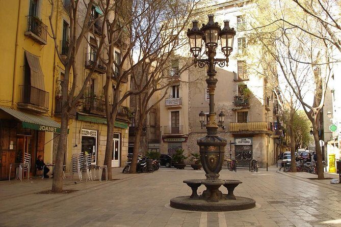 Picasso Museum & Private Walking Tour of Born or Gothic Quarter - Price and value: what you’re paying for (and what to double-check)