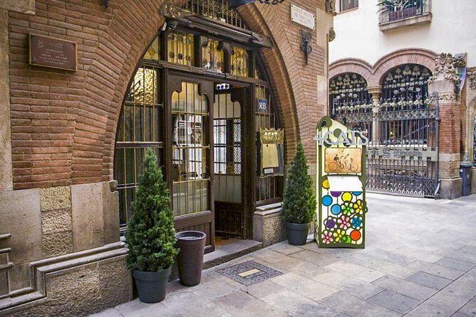 Picasso’s Footsteps: Private Tour & Museum - Price and value for a 2 to 3 hour private experience