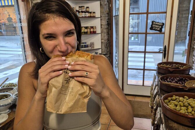 Plant Based Food Tour in Barcelona - What You Really Eat: Vegan Tapas, Desserts, and a Good Mix