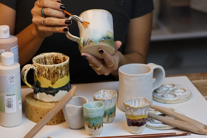 Pottery Workshop and Wine – Barcelona - Getting to the studio: central Barcelona is a plus, but double-check timing
