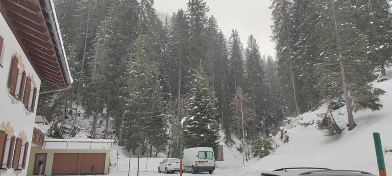 Private Andorra or Pyrinees Ski / Snowboard Tour Day trip - Andorra vs La Molina/Masella: picking the right snow mood