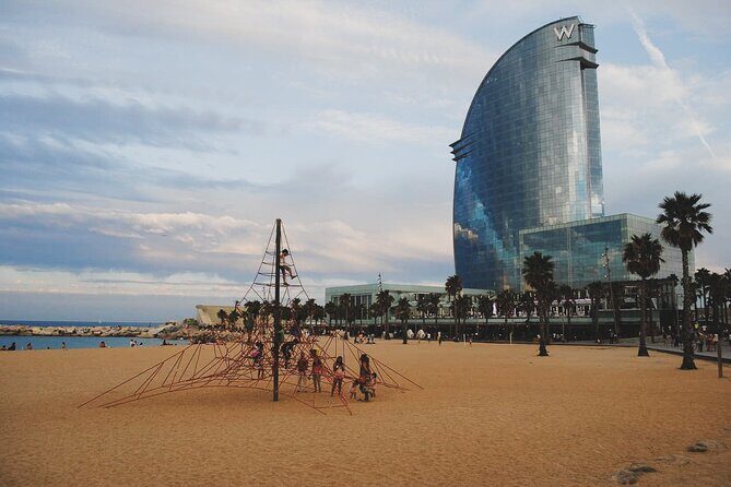 Private Barcelona Bike Tour, Gaudi's Art and Medieval Districts with Local Guide - Passeig de Gràcia: the modernist highway where Gaudí shares the spotlight