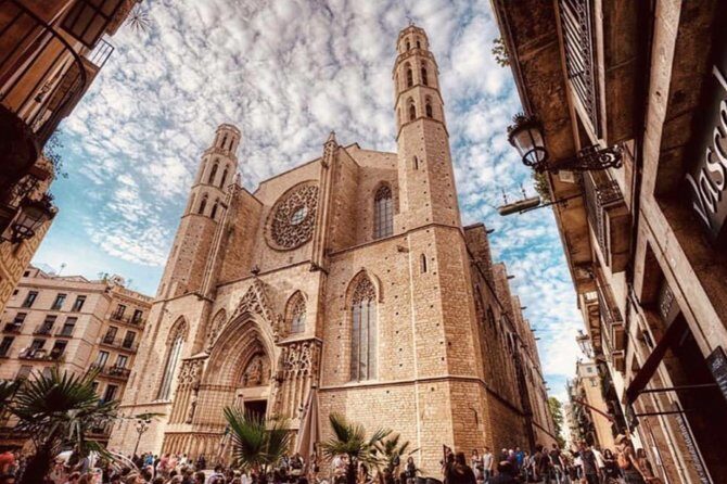Private Barcelona Walking Tour with Flamenco Show & Tapas Dinner - Should you book this private Barcelona walking tour with tapas and flamenco?