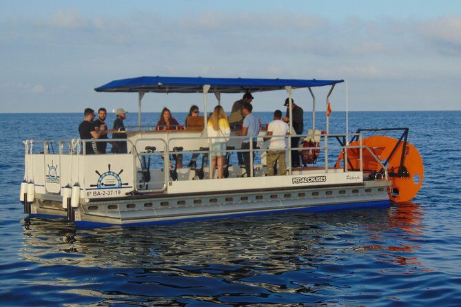 Private Boat rental - Pedal Cruises Barcelona - Cycle Boat - Drinks on deck: 1 litre per person and the vibe control