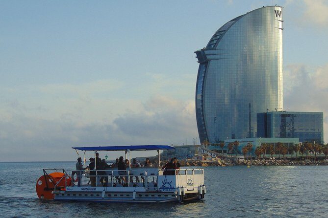Private Boat rental - Pedal Cruises Barcelona - Cycle Boat - Comfort and fun details: sofas, room to move, and Bluetooth music