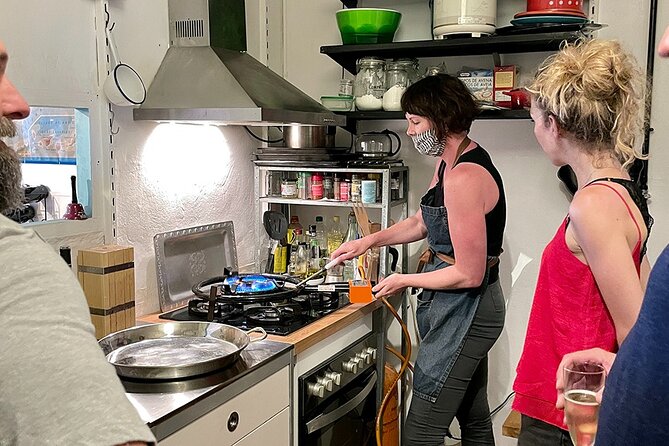 Private Cava Sabrage and Paella Class in Barcelona - Where you meet: Savour Academy in Sants-Montjuïc