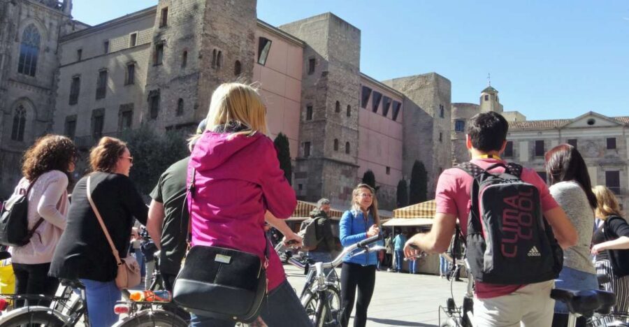Private E-Bike Tour: Park Güell & Best of Barcelona - How an e-bike makes a Gaudí day actually work
