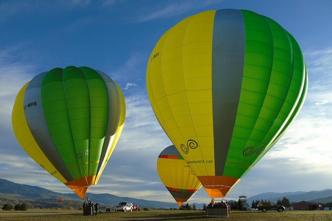 Private Exclusive Hot Air Balloon Barcelona - Who should book this private balloon over Catalonia?