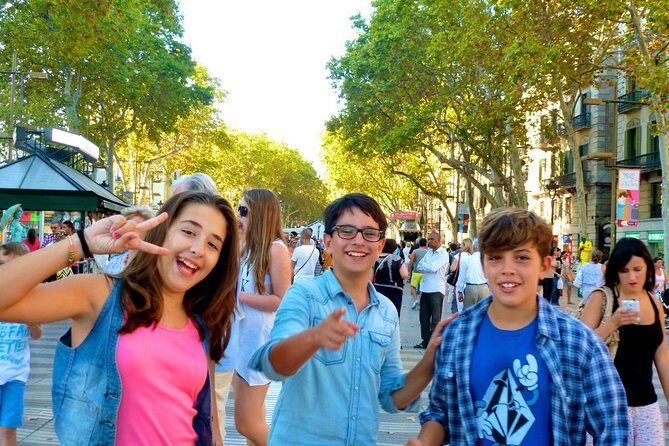 Private Family Experience - Dragon Tour in Barcelona for Kids - How the Detective Game Keeps Kids Engaged (Without Dumbing It Down)