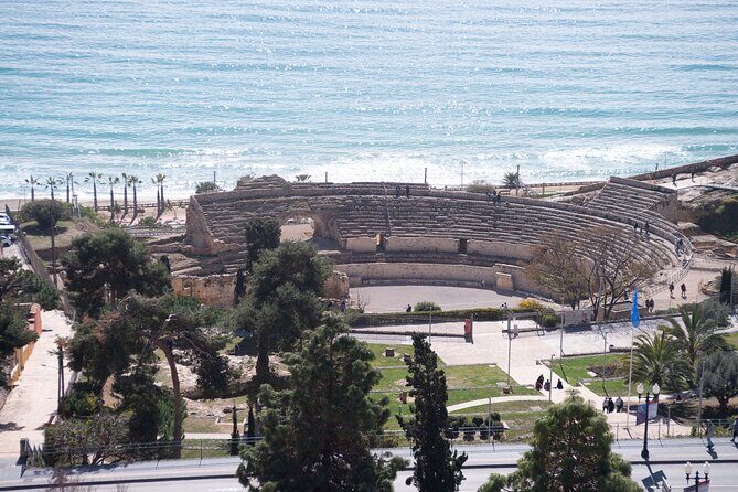 Private Full-Day Tarragona and Sitges - Tarragona’s Murallas Route: Roman Amphitheater, Old Circus, and the Pretorian Tower
