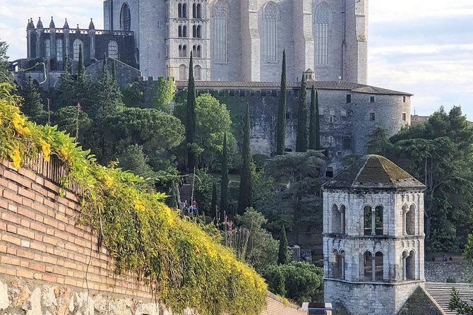 Private Girona and Besalu, Jewish History tour from Barcelona - Stop 3: Besalú’s Medieval Core and Jewish Quarter (About 2 Hours)