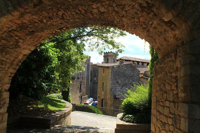 Private: Girona and Besalu Jewish History Tour from Girona - Museum of Jewish History: what you learn before you see the stones