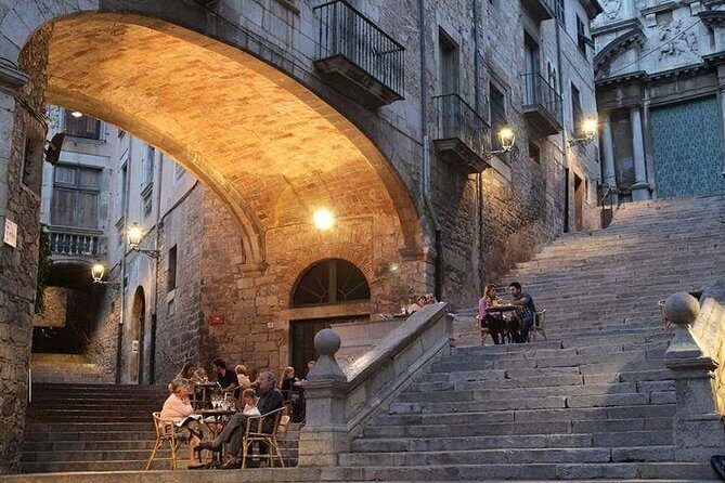 Private: Girona and Besalu Jewish History Tour from Girona - Besalú across the Fluvià River and the 13th-century synagogue remnants