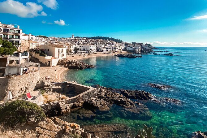 Private: Girona and Costa Brava adventure from Barcelona - A private van day: starting 8:15 in Barcelona’s Eixample