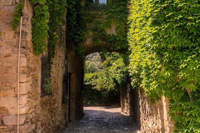 Private: Girona and Costa Brava adventure from Barcelona - Guide style that makes the day feel smooth