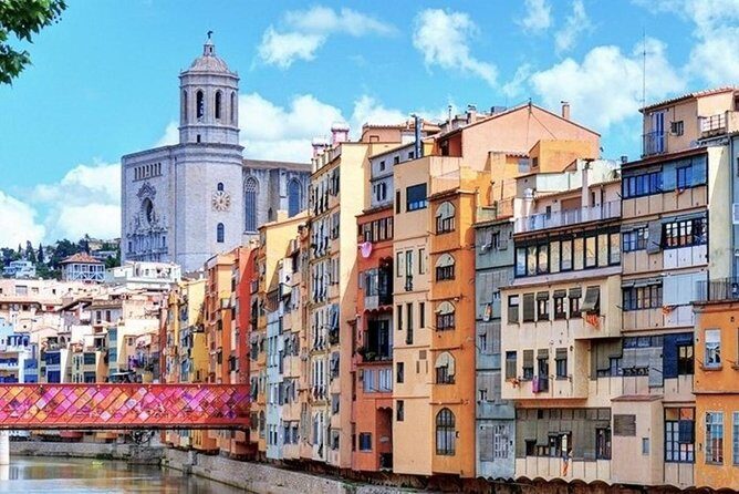 Private Medieval Girona Tour with Hotel Pick-up - Girona Cathedral and the 23-Meter-Wide Nave