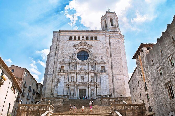 Private Medieval Girona Tour with Hotel Pick-up - Jewish Quarter (Patronat Call de Girona): Medieval Lanes With Real Character