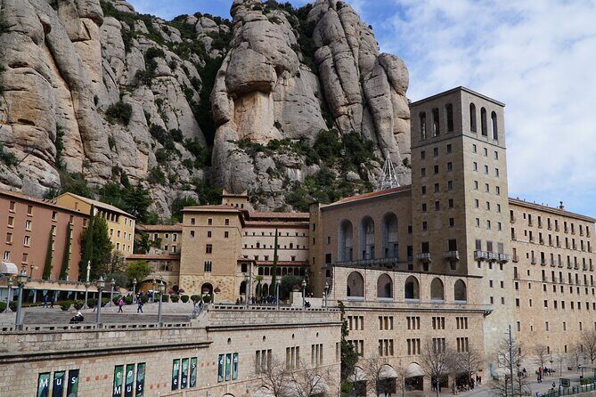 Private Montserrat with Lunch and Wine Tasting from Barcelona - Should you book? My practical decision guide
