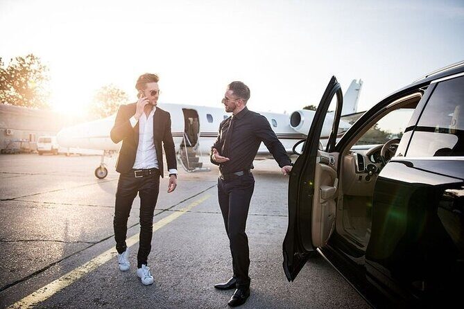 Private One-way Airport Transfer Barcelona Airport to Barcelona - How The Meet & Greet Works at Barcelona Airport (BCN)