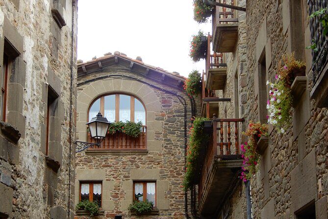 Private Pre-Pyrenees Medieval Village Hike from Barcelona - Should You Book This Tour or Skip It?