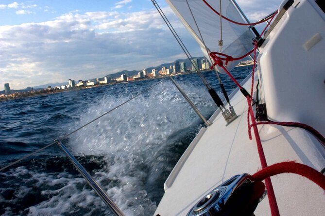 Private Sailing Trip with a Bottle of Cava in Barcelona - Cava included: how to do the drink part smoothly
