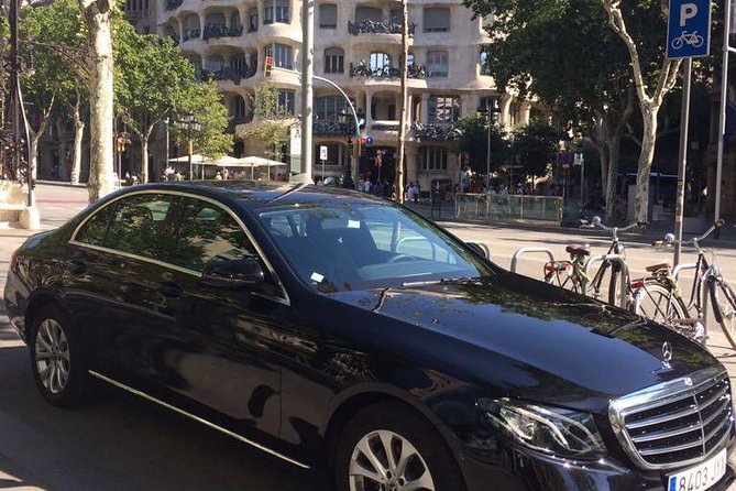Private Tour Barcelona and Montserrat 8 Hours - Plaza d’Espanya and Montjuïc: where Barcelona flexed in 1929