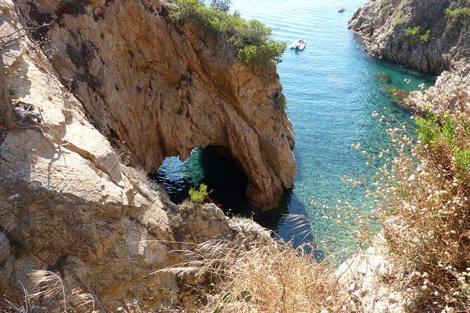 Private Tour: Costa Brava Hike from Barcelona - What to wear and bring for this moderate easy-level coastal walk