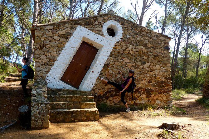 Private Tour: Costa Brava Hike from Barcelona - The hike itself: beaches, headlands, pine trails, and caves
