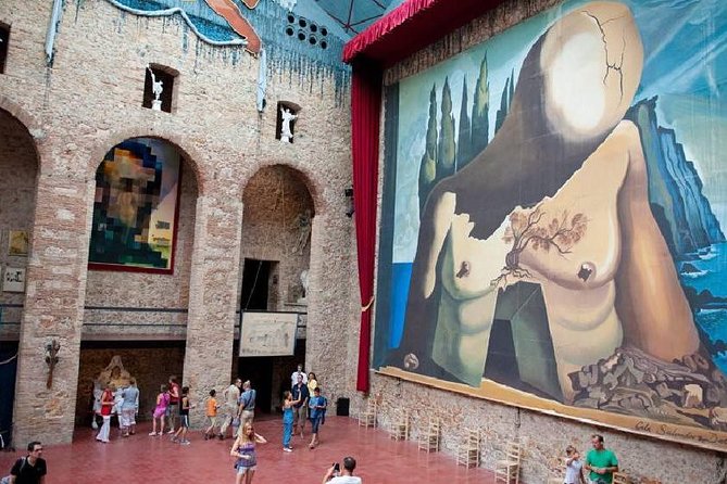 Private tour: Dali Museum in Figueres and Púbol Tour with Hotel pick-up - Price and What’s Actually Included (So You Can Judge the Value)