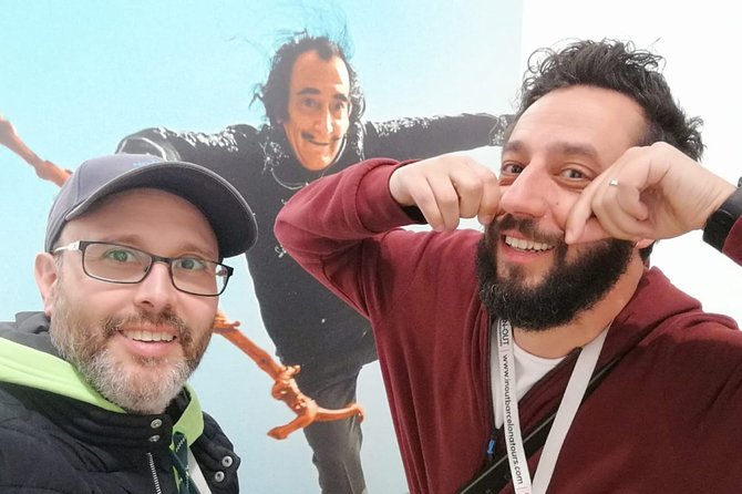 Private tour: Dali Museum in Figueres and Púbol Tour with Hotel pick-up - How a Private Guide Changes the Flow of the Day