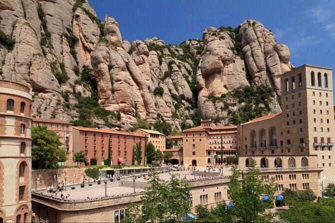 Private Tour from Barcelona to Monserrat - Pickup points in Barcelona: hotel, airport, and cruise port
