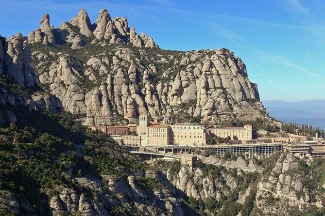 Private Tour from Barcelona to Montserrat (with guide) - Key things I’d highlight