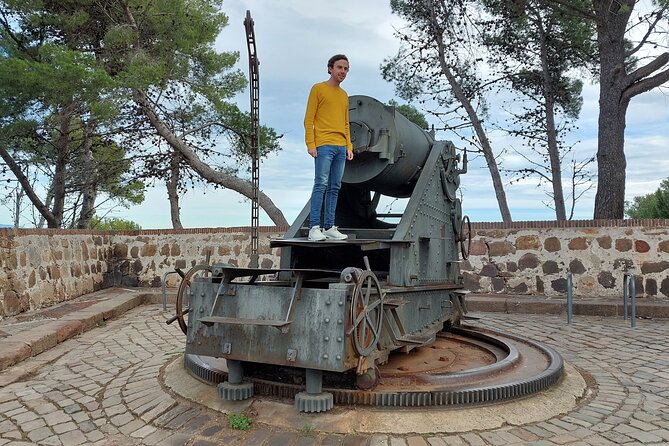Private tour in Barcelona - First views: Mirador del Alcalde and a skyline warm-up