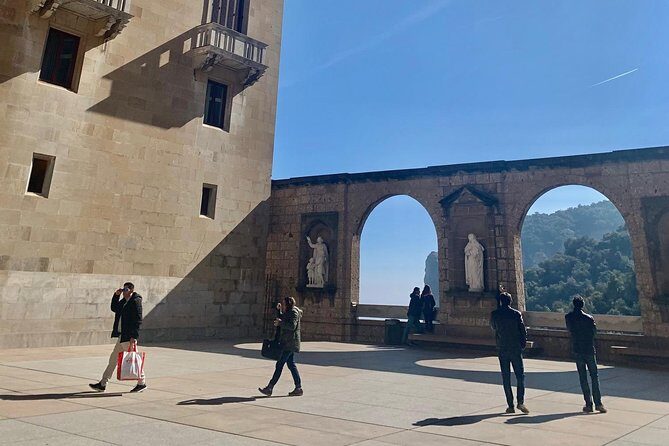 Private Tour: Montserrat and Cava Visit - Price and value: is $254.67 per person fair for this day?