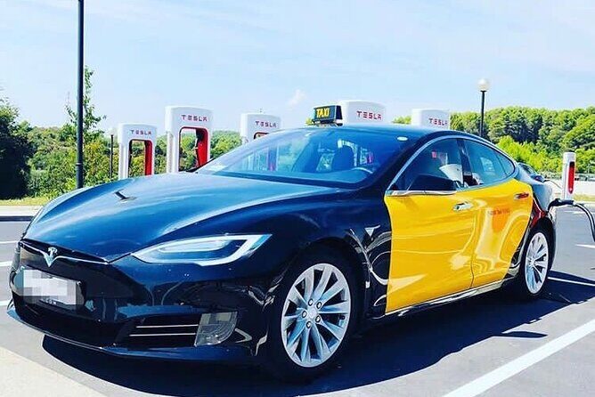 Private Transfer from Barcelona Airport to Cruise Port - On the Road: The Extra Value Beyond Just Getting There