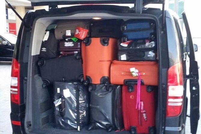 Private Transfer From Barcelona City to Barcelona Airport - The Ride: Mercedes Comfort and a Driver Who Knows the Job