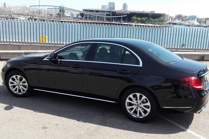 Private Transfer from Barcelona City to the Port (or vice versa) - Going From the Port Back to Barcelona City