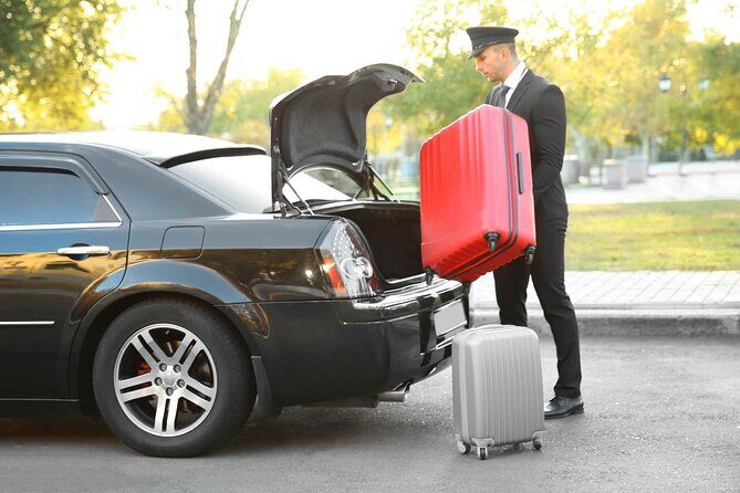 Private Transfer from Barcelona hotels to Barcelona Cruise Port - Who Should Book This Transfer (and Who Might Not)