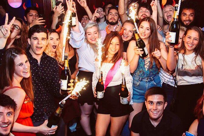 Pub Crawl Barcelona by EVOLVE The BEST night experience - Stop 1: your first hour of disco energy and quick introductions