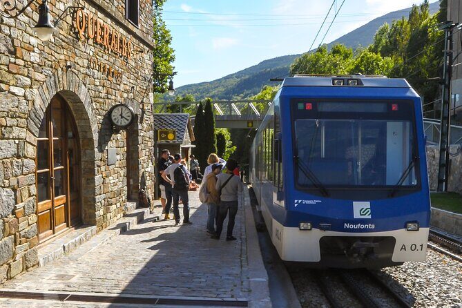 Pyrenees Mountains Private Day Trip from Barcelona - Getting out of Barcelona: the drive route and why it’s part of the experience